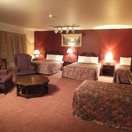 Ivy Rose Motor Inn Windsor Exterior photo
