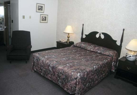 Ivy Rose Motor Inn Windsor Exterior photo