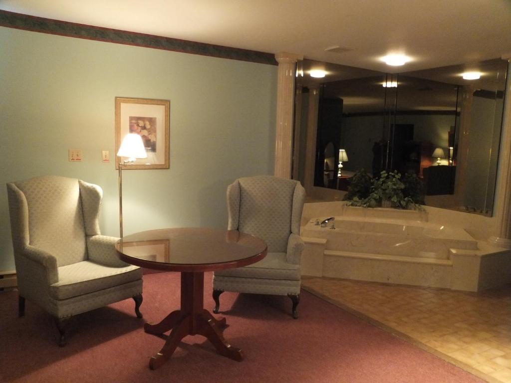 Ivy Rose Motor Inn Windsor Exterior photo