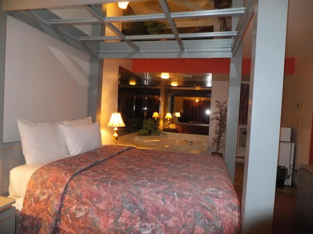 Ivy Rose Motor Inn Windsor Room photo